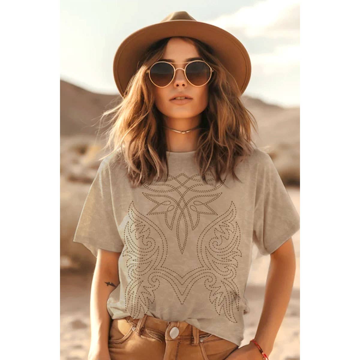 COWBOY BOOTS TOE STITCHED MINERAL GRAPHIC TOP